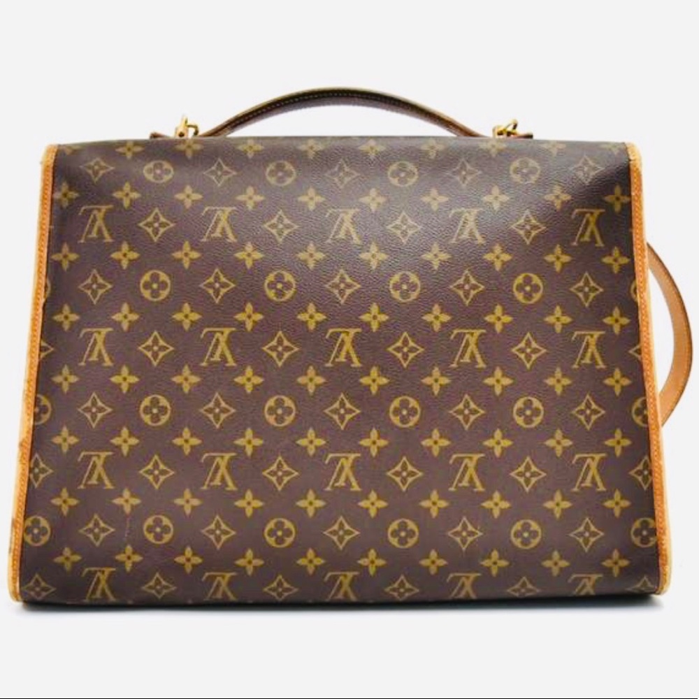 Authentic Louis Vuitton Beverly Business Bag - Picture 4 of 16